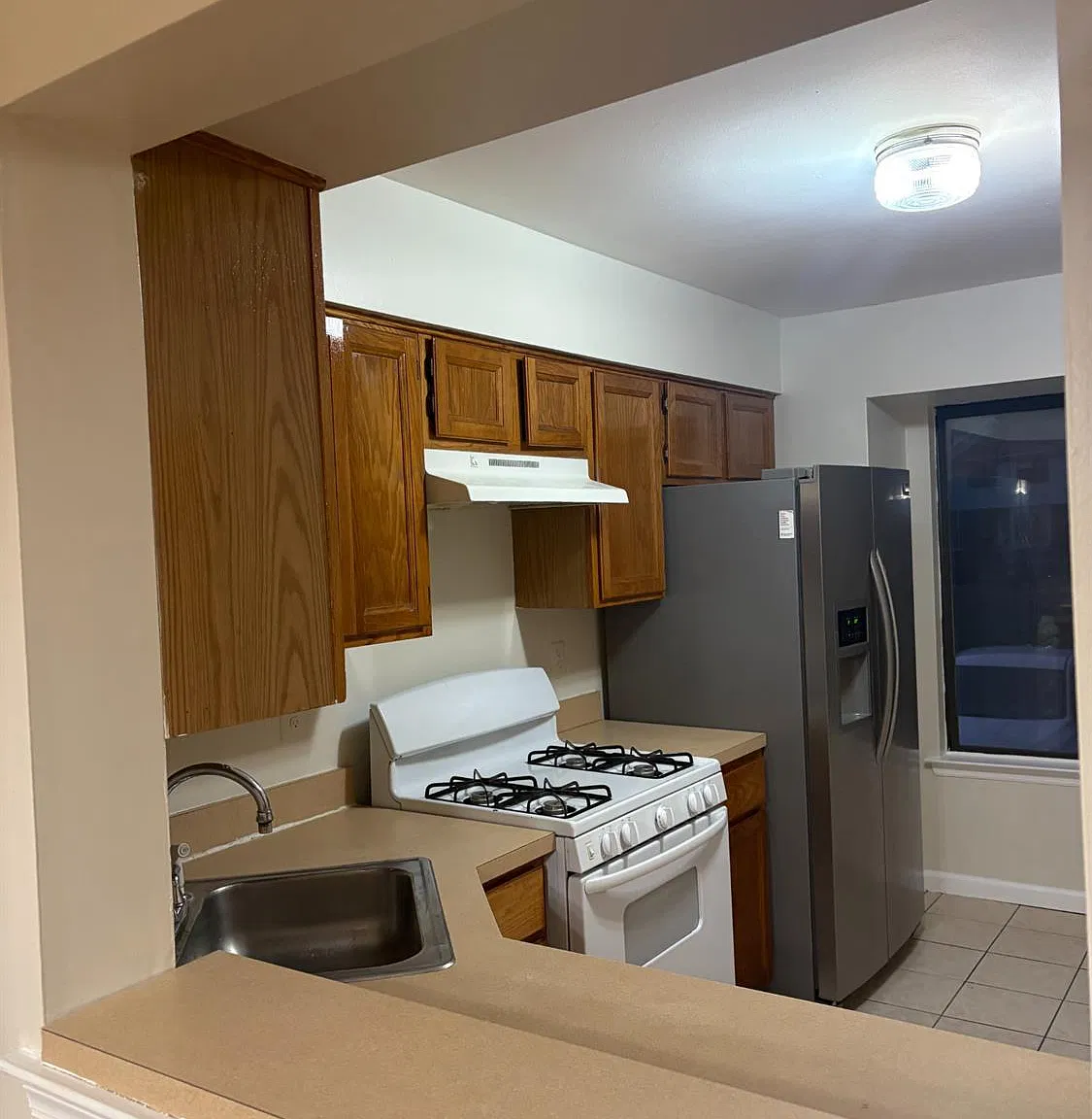 3 bed, 2.5 bath, 1245 sqft, $2,950 — Photo 2
