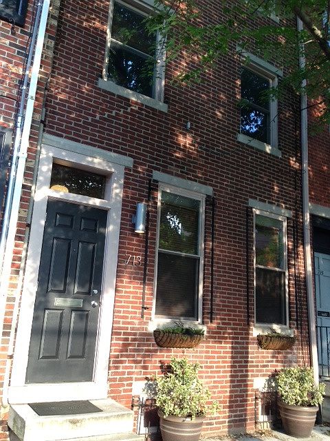 1st image of 713 S 17th St