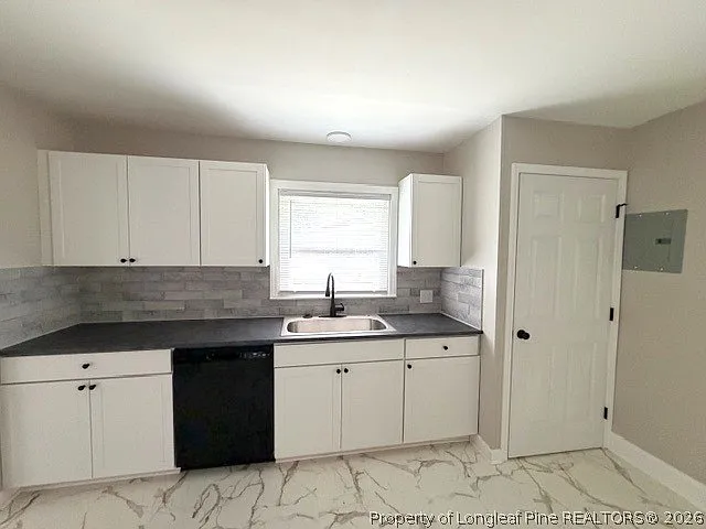 909 Sandalwood Dr — Photo 11