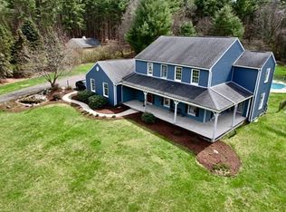 17 Red Bridge Rd, Wilbraham, MA 01095