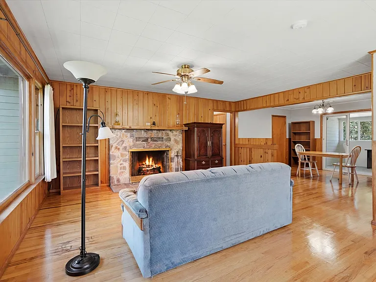 45695 Lauri Ln — Photo 6
