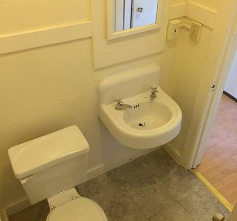 Filbert Bathroom_03312014