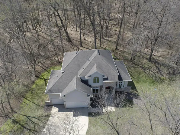 7000 Halifax Ln NW, Rochester, MN 55901