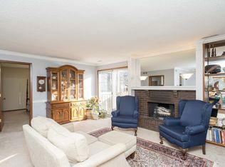 1235 66th St APT 27, Windsor Heights, IA 50324