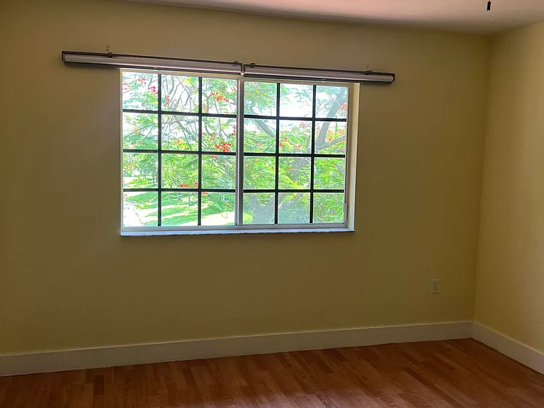 4113 Napoli Lake Dr — Photo 6