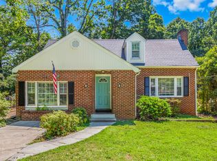 127 Rosedale Cir, Winston Salem, NC 27106