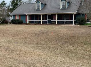 3935 Sweetwater Dr, Valdosta, GA 31602