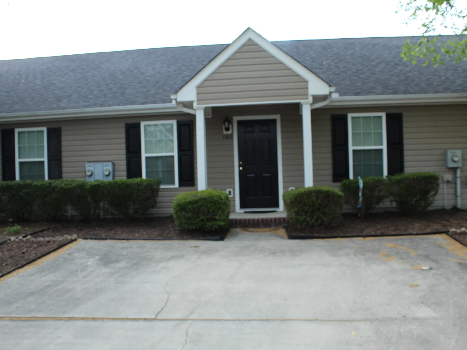 2 bed, 2.0 bath, 1092 sqft, $1,995 — Photo 4