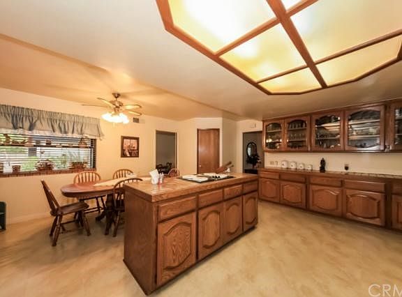 5th image of 1619 Oakhaven Dr