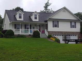 62 Peggy Dr, Roanoke, AL 36274