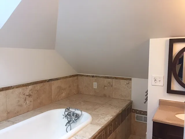 450 N Tuttle Ct — Photo 22