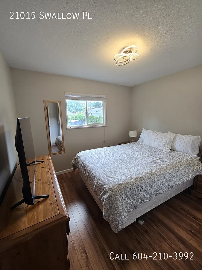 Renovated Home in Hope — Photo 4