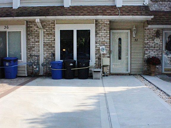2nd image of 38 Leigh Ave
