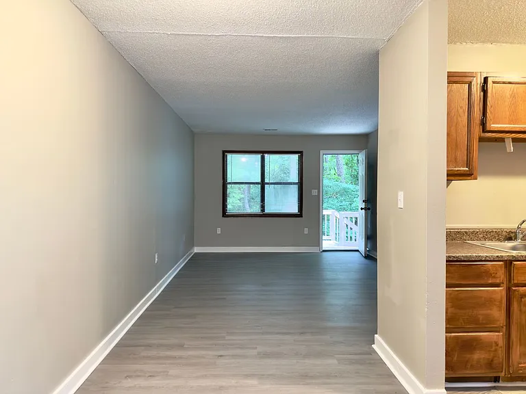 2146 Charles St #6 — Photo 4