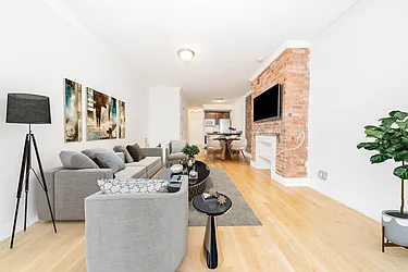 Rented by Living New York