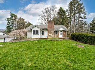 4199 Sheridan St, Barberton, OH 44203