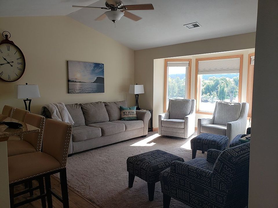 1st image of 605 Sandy Point Rd Unit 11