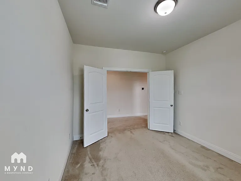 13725 James Buchanan St — Photo 16