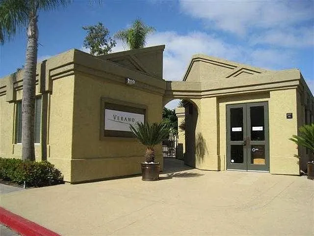 Charmant Dr, San Diego — Photo 3