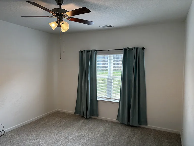 2732 Minuteman Ln — Photo 12