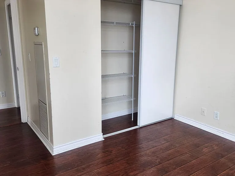 220 Burnhamthorpe Rd W #2902 — Photo 12