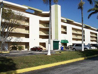 1st image of 8870 Fontainebleau Blvd APT 303