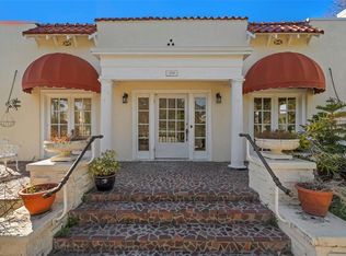 334 Bay St, Tarpon Springs, FL 34689