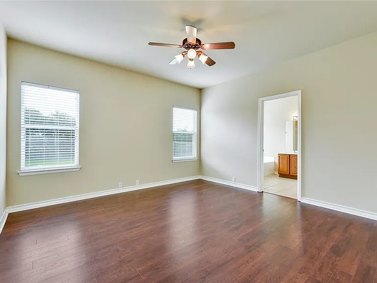 20817 Silverbell Ln — Photo 14