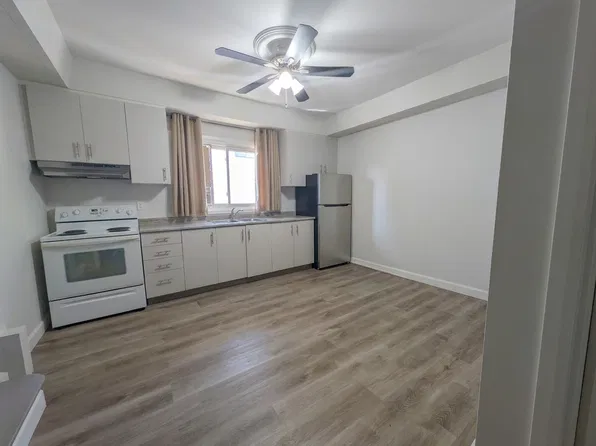 82 Albert St, Saint Catharines, ON L2R 2H1