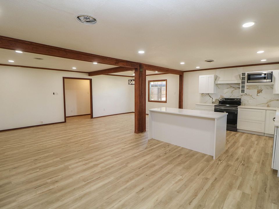 1st image of 610 Boesen St
