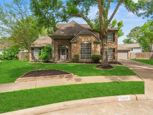 7619 Round Grove Lane, Houston, TX 77095