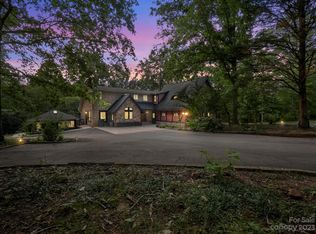 624 Hickory Grove Church Rd, Columbus, NC 28722