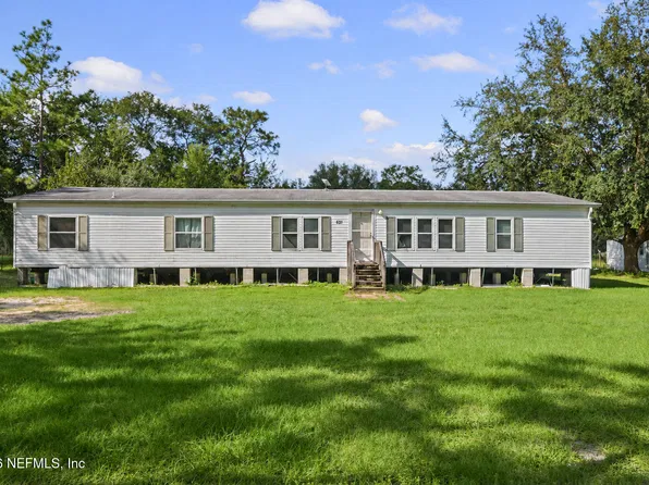 621 BARDIN Road, Palatka, FL 32177