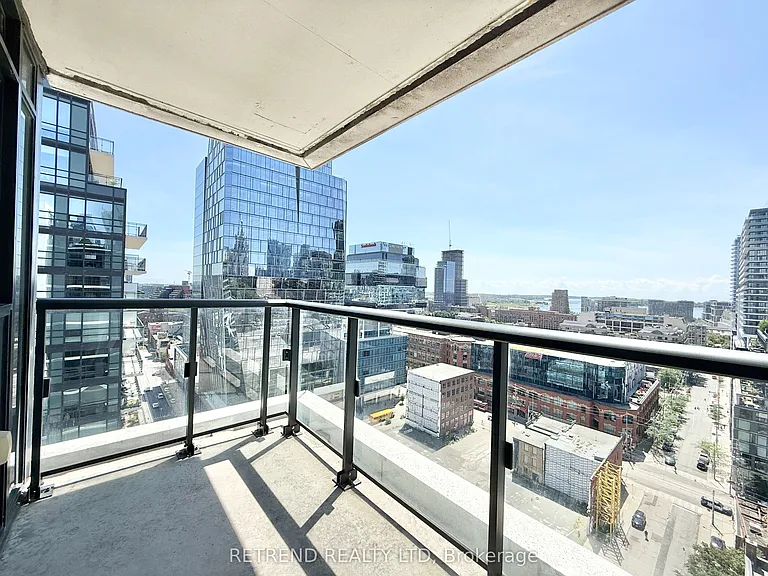 400 Adelaide St E #2204 — Photo 34