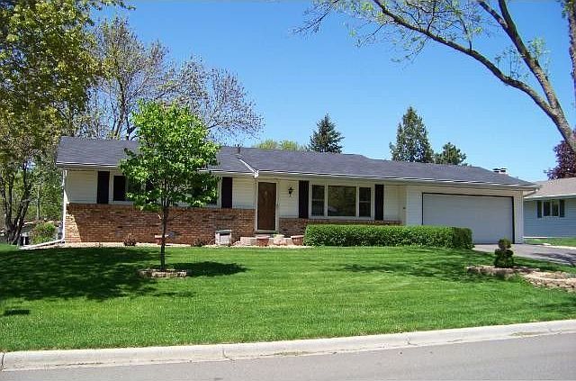 1st image of 2404 114th St E