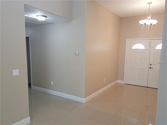 4th image of 707 Forest Hills Dr
