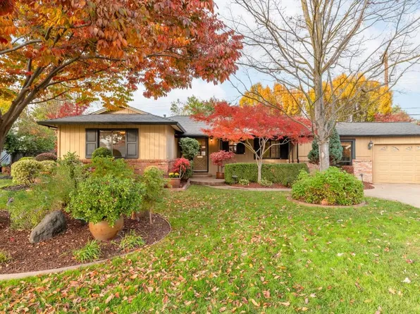 3005 Star Ct, Sacramento, CA 95864