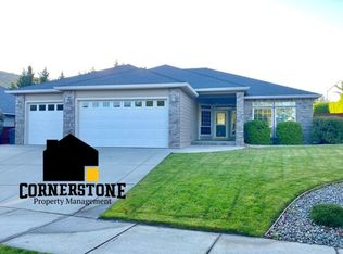 4593 Wolf Run Dr, Medford, OR