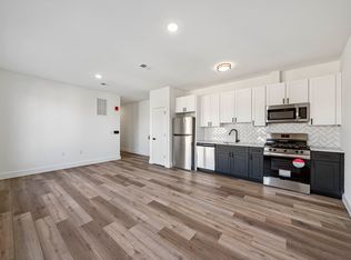 560 13th Ave #204, Newark, NJ 07103