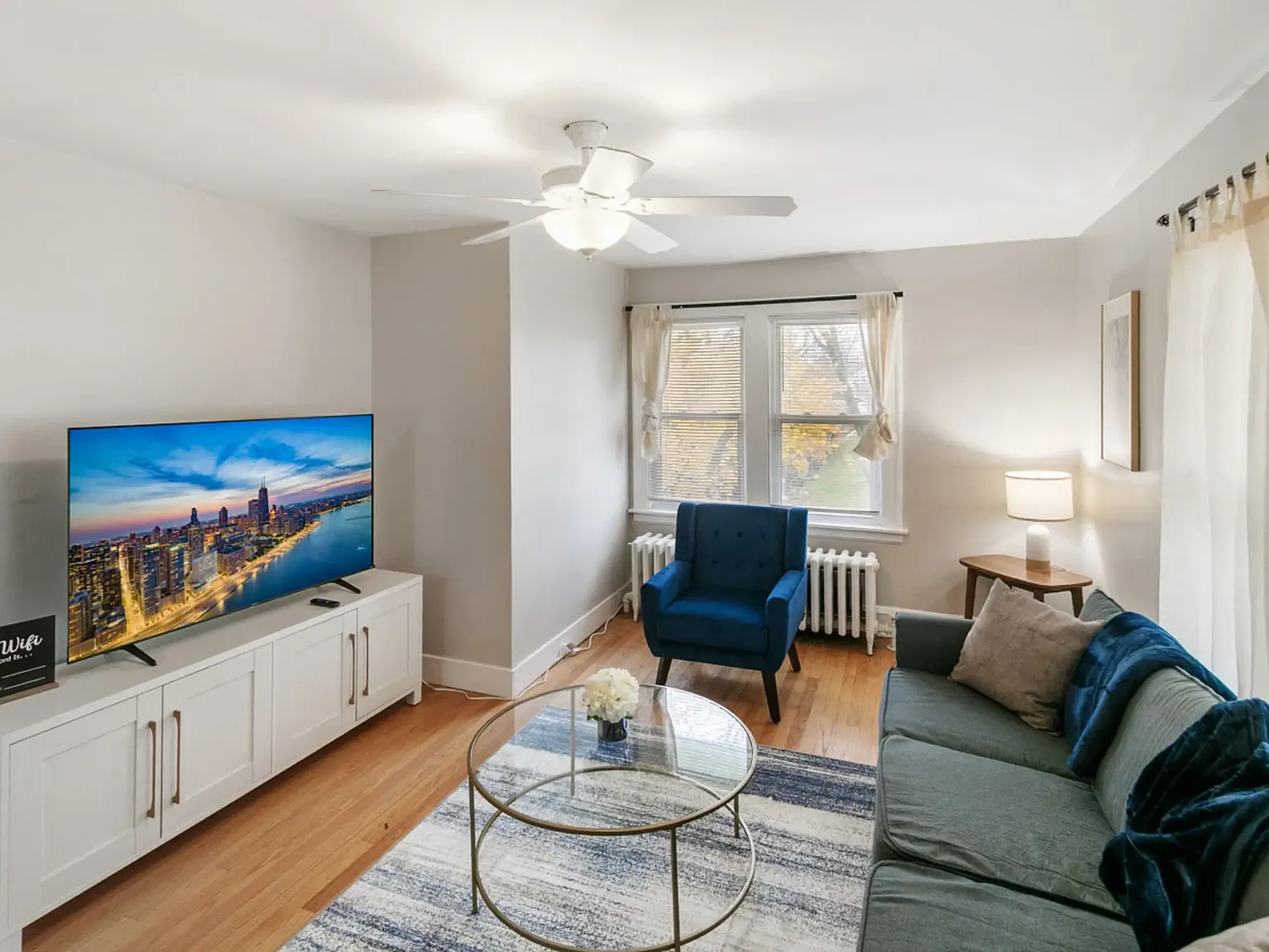 4 bed, 2668 sqft, $3,600 — Photo 1