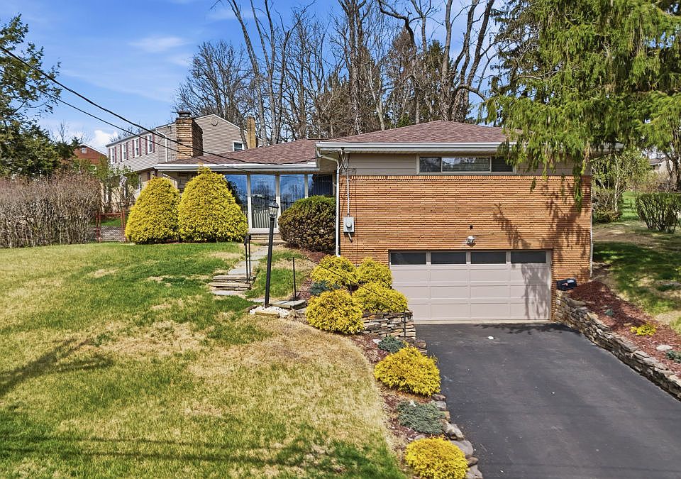 1st image of 1219 Cocker Dr