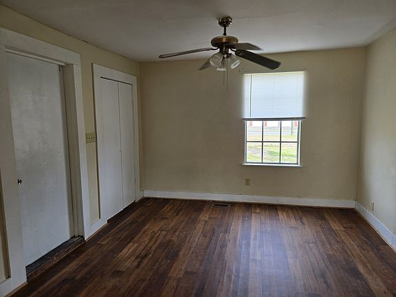 4th image of 2205 Norris Ave