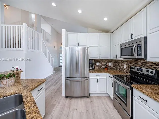 1381 NW 144th Ave — Photo 15