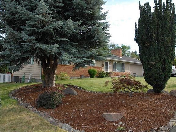2nd image of 808 W Orchard Ave