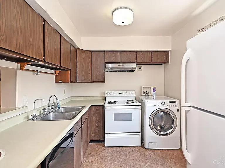 22 E Central Ave #2 — Photo 6