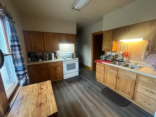 3 bed, 1500 sqft, $2,200 — Photo 2