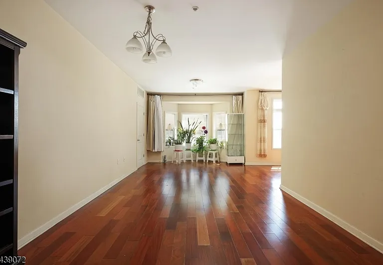 104 E Elizabeth Ave #303 — Photo 4