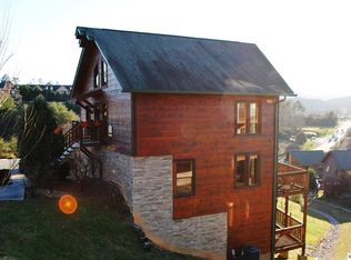 934 McMakin Way, Pigeon Forge, TN 37863