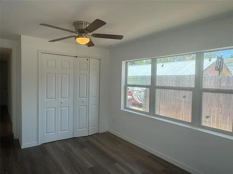 1539 Roselawn St SW — Photo 11