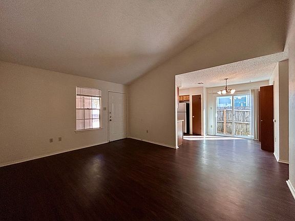 5th image of 12001 Arrowwood Dr #B